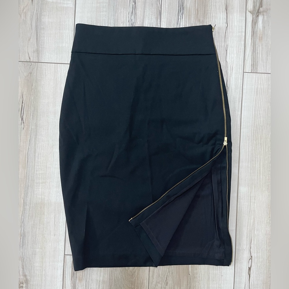 Express | Black High Waisted Mid-Length Pencil Skirt | Size 4
